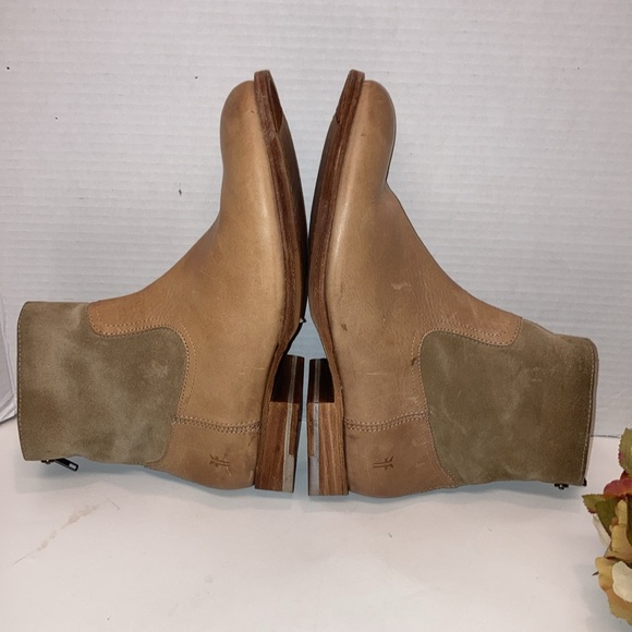 FRYE JAMIE TAN LEATHER SUEDE ANKLE BOOTIES